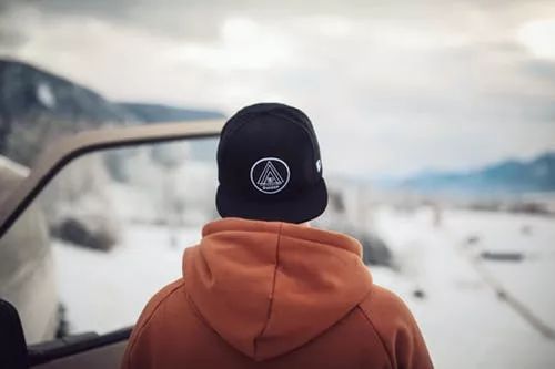 年轻人到底该不该创业（创业之前要想明白的3件事）
