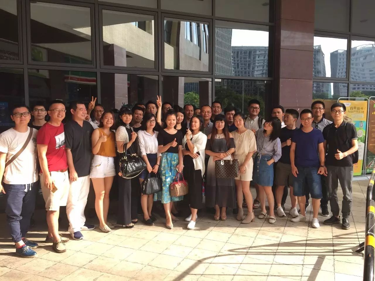有钱人的赚钱思路（10个牛人价值百万的至理名言）