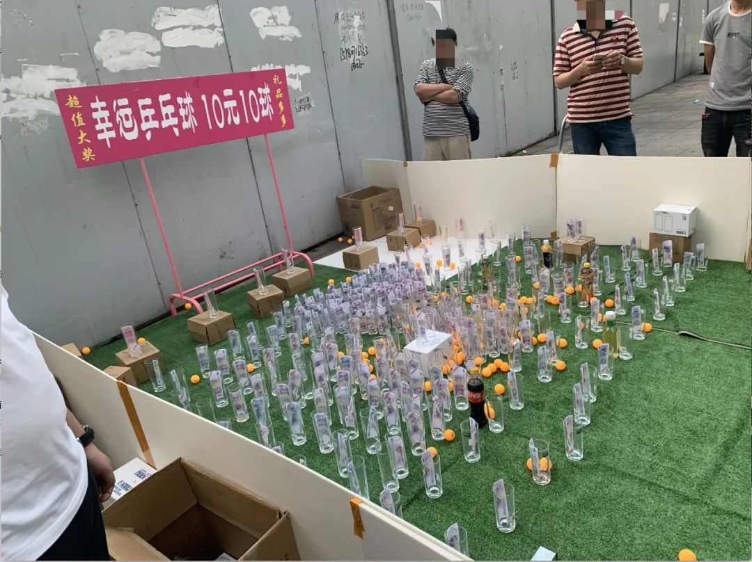 摆地摊卖什么最赚钱（摆地摊日赚1000元简单操作流程）